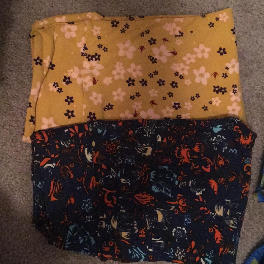 2 LuLaRoe OS Leggings